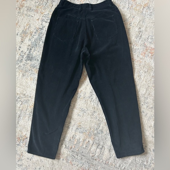 Talbots women’s black corduroy 90s/2000 straight leg Mom jeans style petite 10​ - Picture 2 of 7